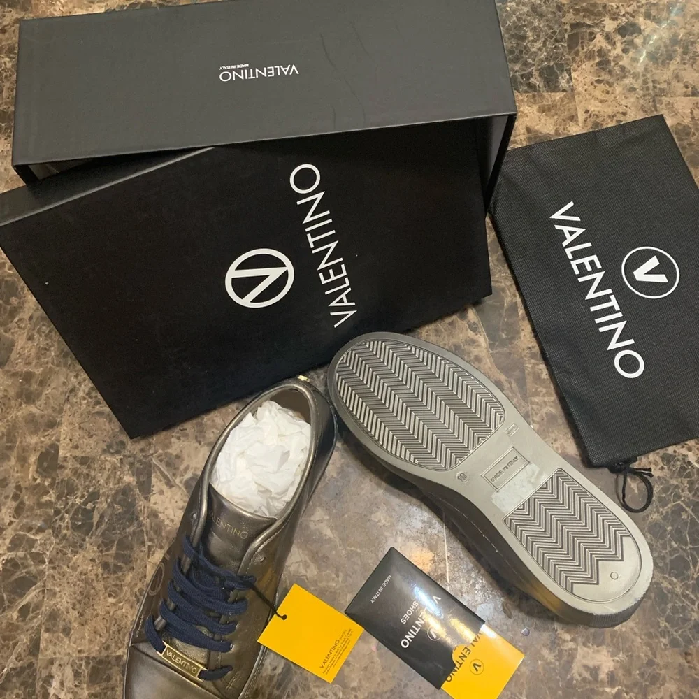 Valentino by Mario Valentino Dalia Luxe Platform Sneakers Pewter SZ 10 Brand New - Picture 4 of 16